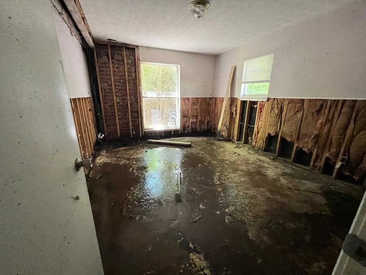 Water Damage Restoration services in Glasgow, DE